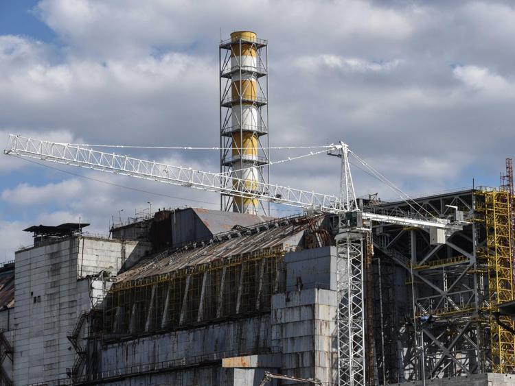 Kiev: Sotto controllo incendio scoppiato vicino la centrale nucleare di Chernobyl