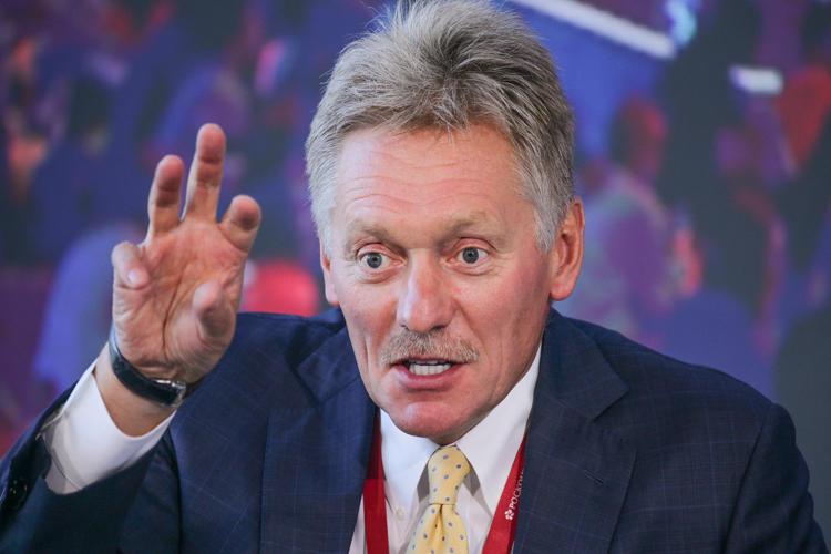 Peskov: “Il diplomatico che si è dimesso è contro la Russia”