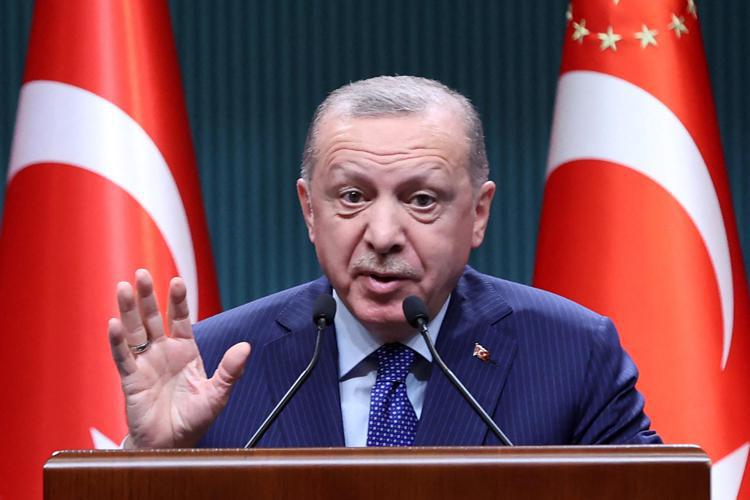 Guerra in Ucraina, Il premier turco Erdogan per ora non prevede sanzioni alla Russia