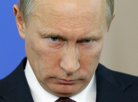 Guerra in Ucraina, Putin minaccia l’Occidente: “Le sanzioni contro la Russia sono una dichiarazione di guerra”