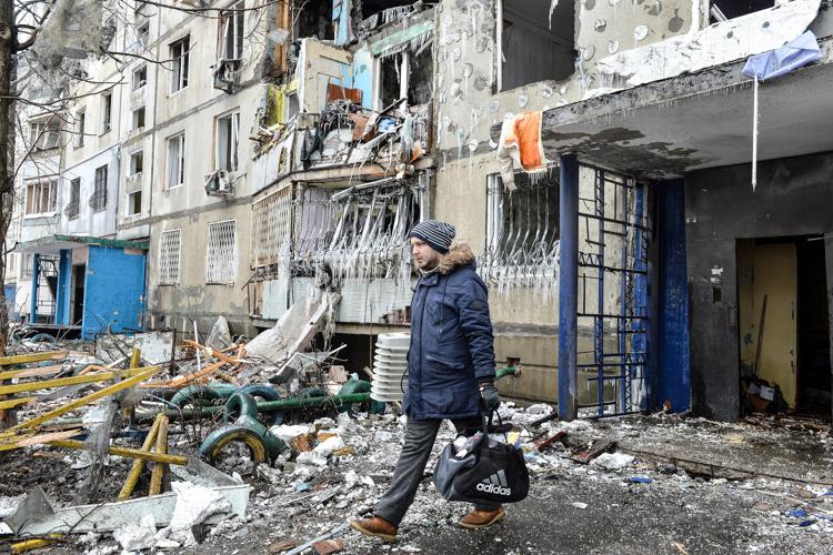 Guerra in Ucraina, secondo Kiev i russi hanno colpito l’istituto di ricerca nucleare a Kharkiv
