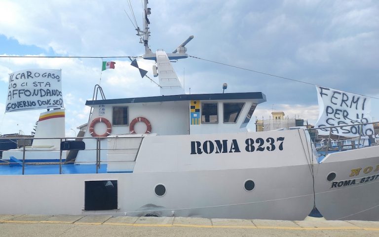 Roma, a Fiumicino terzo giorno di sciopero contro il caro carburante