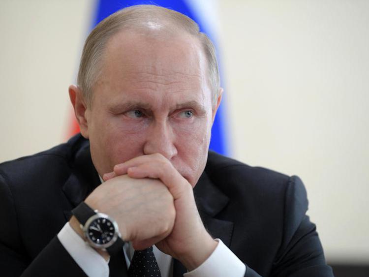 Russia, secondo un’inchiesta indipendente il presidente Putin soffrirebbe di un cancro alla tiroide