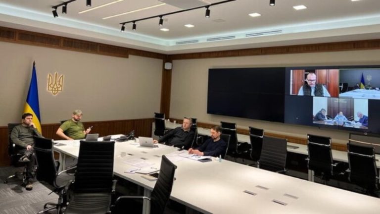 Guerra in Ucraina, i negoziati di pace tra Mosca e Kiev continuano oggi in videoconferenza