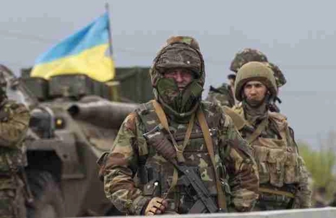 Guerra in Ucraina, Zelensky ostenta ottimismo: “Ci stiamo già muovendo verso il nostro obiettivo, la nostra vittoria”
