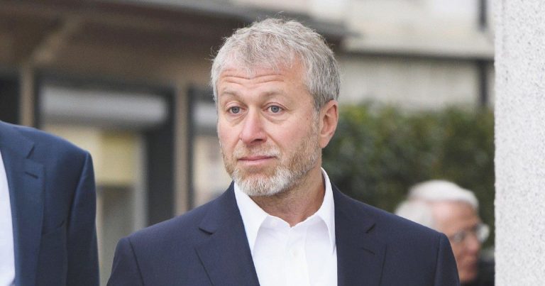 Guerra in Ucraina, nella lista nera degli Usa anche gli aerei Aeroflot e il jet di Abramovich