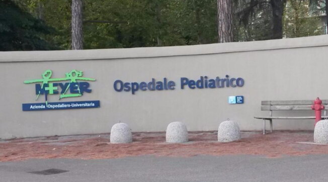 Firenze, picchia la moglie e maltratta il figlio di un anno: arrestato 24enne nigeriano