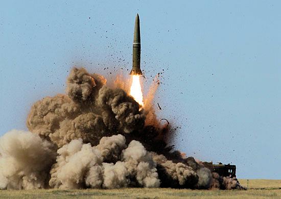 Guerra in Ucraina, nuove minacce di Mosca: “Pronti a rappresaglia contro i Paesi Nato se attaccati con armi occidentali””