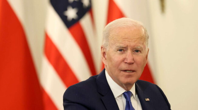 Usa, il presidente Biden chiede che Putin sia processato per crimini di guerra
