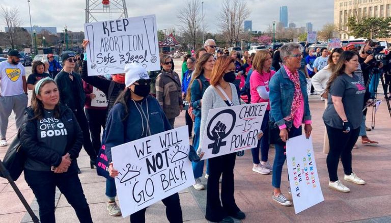 Usa, in Oklahoma approvata una legge che vieta l’aborto in qualsiasi momento della gravidanza