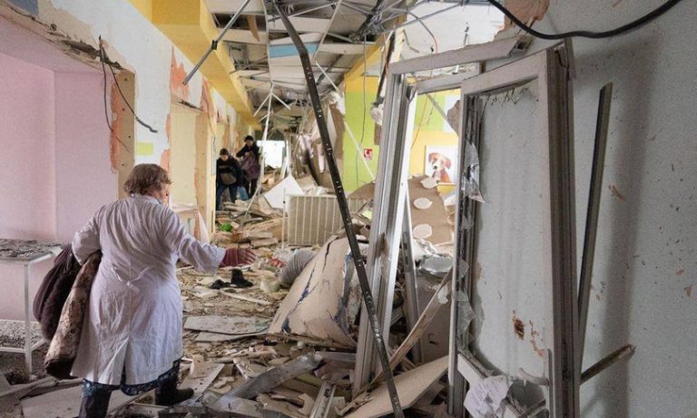 Guerra in Ucraina, Oms: oltre cento attacchi contro strutture sanitarie del Paese