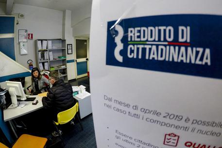 Dal 1° gennaio del 2021 al mese di febbraio 2022 più di 5 milioni di euro sono finiti nelle tasche di persone che hanno percepito indebitamente il reddito di cittadinanza