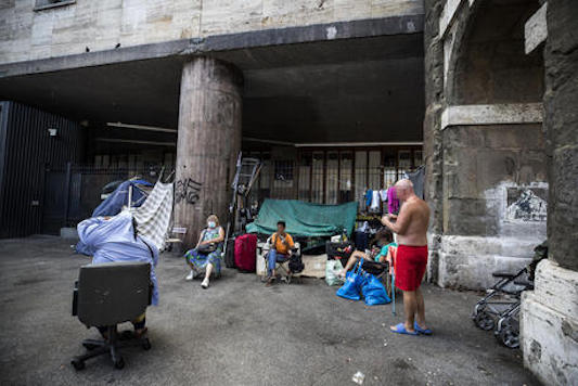 Rapporto choc della Caritas: A Roma una persona su quattro (23,6%) vive in uno stato di disagio economico”
