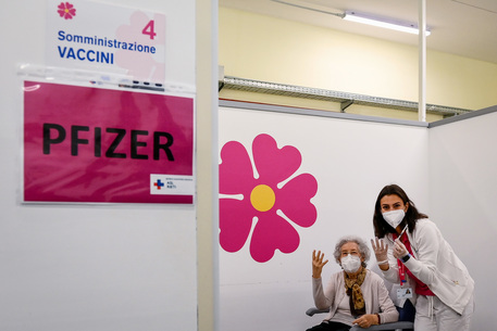 Covid, nel Lazio sono partite le quarte vaccinazioni a Rieti