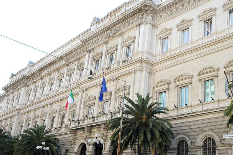 Allarme di Bankitalia: Un hacker è entrato nei sistemi della Cassa e Risparmio del personale