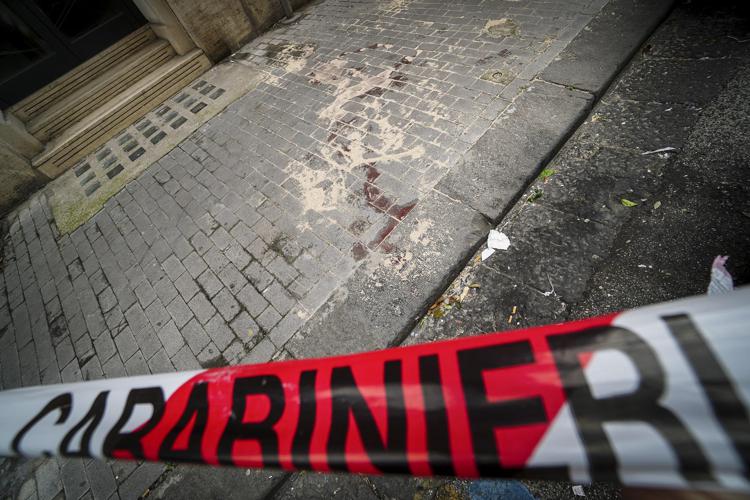 Acerra (Napoli), uccisi due ventenni in un agguato: indagano i carabinieri