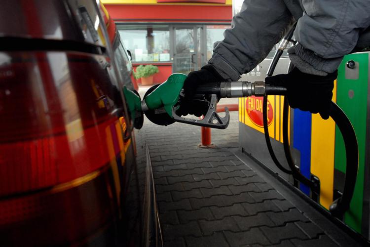 Carburanti, oggi prezzi invariati di benzina e diesel