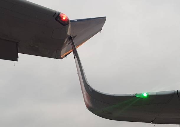 Milano, all’aeroporto di Malpensa due aerei si toccano: lievi i danni alle ali