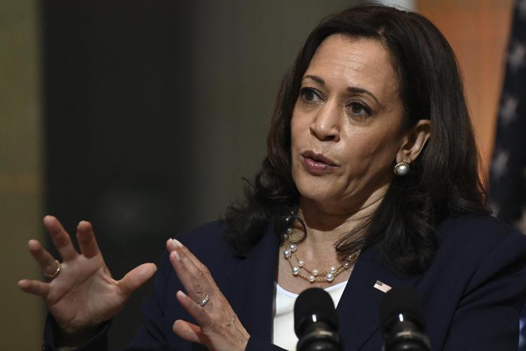 Usa, la vicepresidente Kamala Harris è positiva al Covid