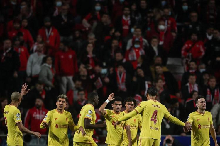 Calcio, il Liverpool batte 3-1 il Benfica in Champions League