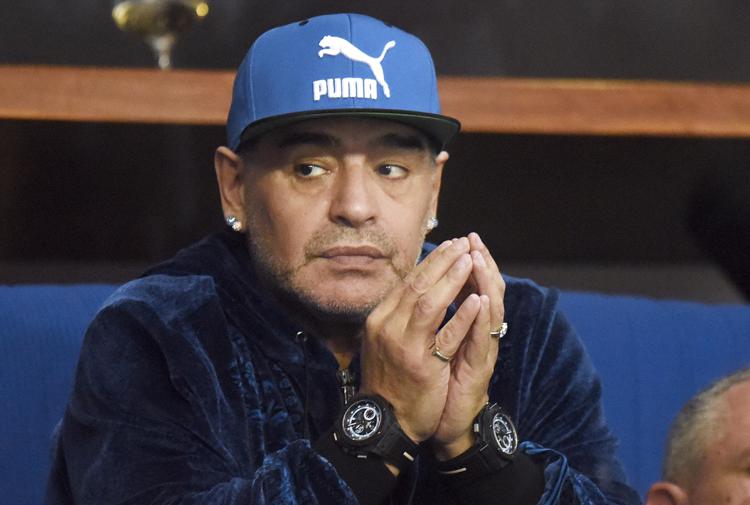 Morte di Maradona, i pm argentini chiedono il rinvio a giudizio di otto operatori sanitari