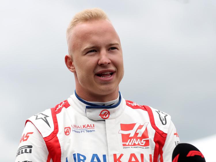 Sardegna, congelati ad Olbia un complesso immobiliare da 105 milioni di euro all’oligarca Mazepin e al figlio pilota di Formula 1