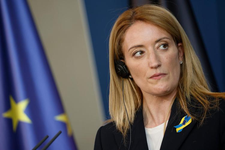 Ue, Roberta Metsola ribadisce: “L’Italia ha un ruolo centrale in Europa”