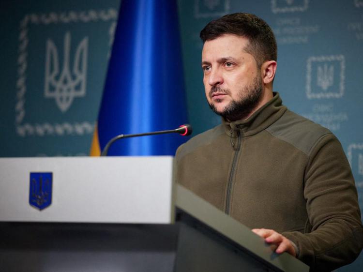 Guerra in Ucraina, parla Zelensky: “Siamo pronti ad un nuovo attacco delle forze militari russe nel Donbass”
