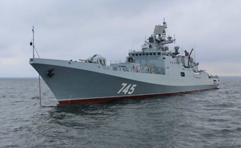 Guerra in Ucraina, in fiamme la fregata russa “Admiral Makarov” nel Mar Nero
