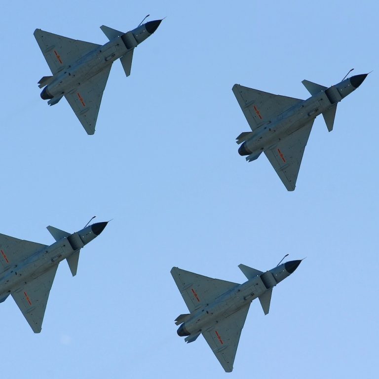 Taiwan, imponente “incursione” aerea con trenta caccia nello spazio aereo di taipei