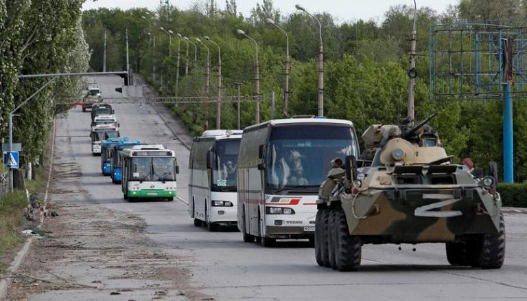Guerra in Ucraina, 959 soldati di Kiev si sono arresti ad Azovstal