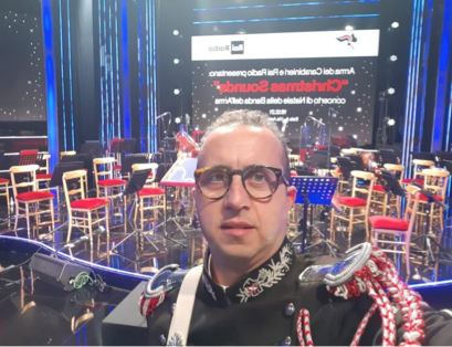 Il Luogotenente C.S. Alessandro Cicchirillo nella banda dei Carabinieri all’Eurovision 2022