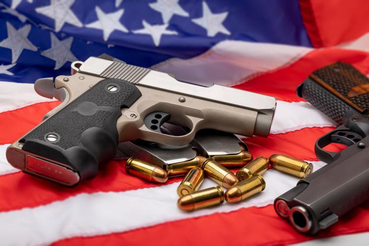 Strage nel Texas: Negli Stati Uniti ci sono più armi che abitanti