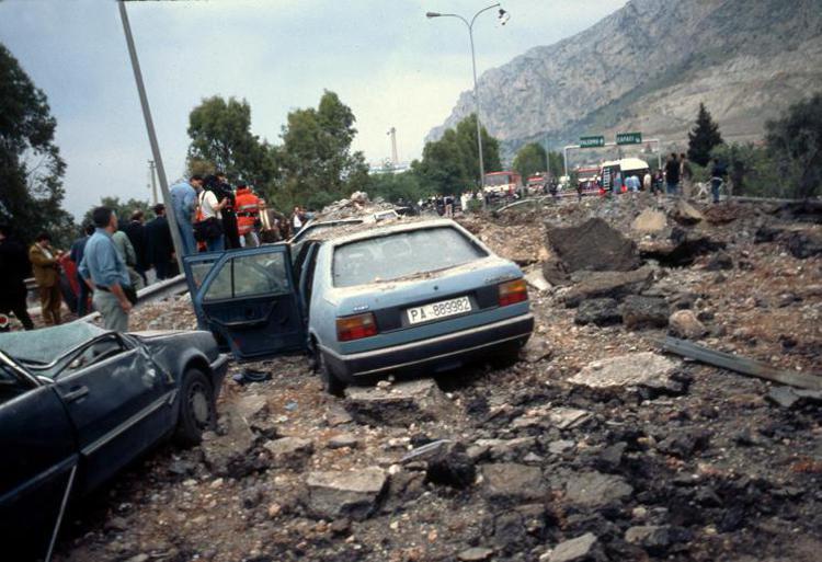 Palermo, trent’anni fa la strage di Capaci con il martirio annunciato di Giovanni Falcone