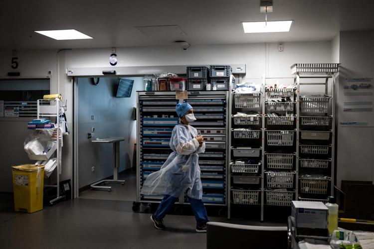 Continua la riduzione dei pazienti Covid negli ospedali: in una settimana il numero dei ricoverati è sceso complessivamente del 7,5%