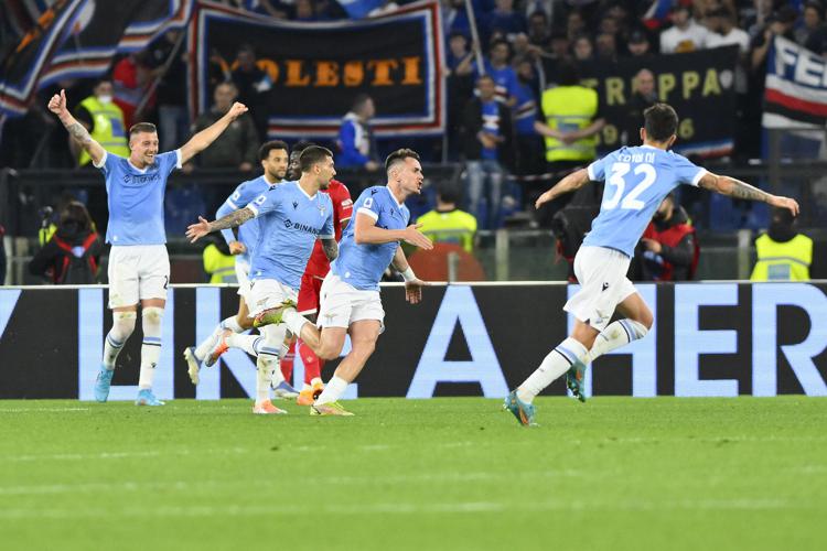 Calcio, vittoria della Lazio 2-0 contro la Sampdoria