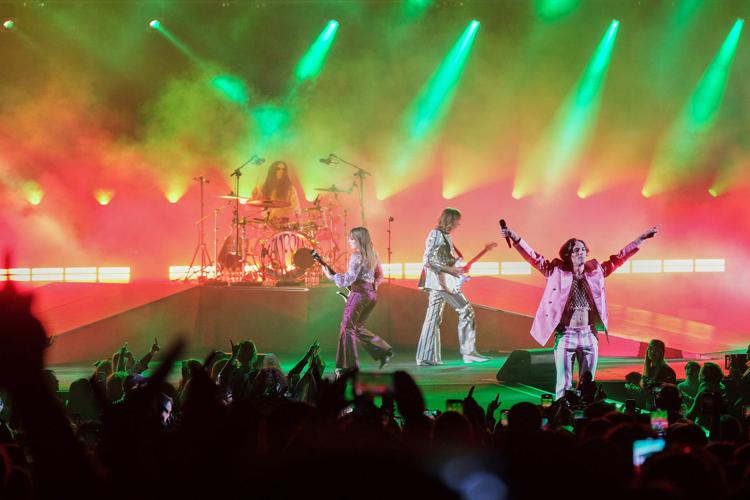 Musica, i Maneskin pubblicano il nuovo singolo “Supermodel”