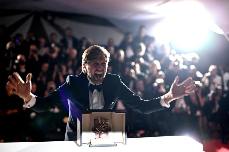 Cinema, “Triangle of Sadness” di Rubel Ostlund vince la Palma d’Oro al Festival di Cannes