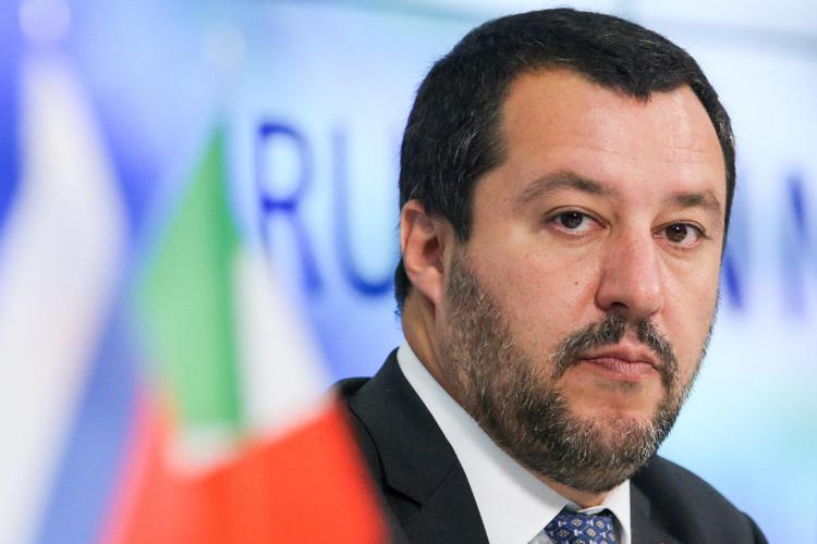 Milano, Matteo Salvini a processo: è accusato di aver diffamato Carola Rackete