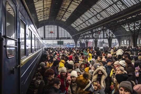 Guerra in Ucraina, l’Unione europea lancia una campagna per la sicurezza degli sfollati