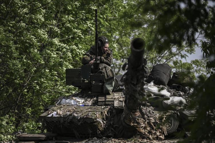 Kiev, gli Stati Uniti potrebbero inviare forze speciali per proteggere l’ambasciata