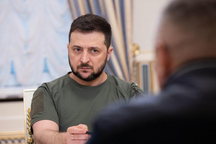 Guerra in Ucraina, Zelensky critica l’Unione europea sui ritardi del 6° pacchetto di sanzioni alla Russia