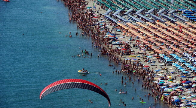 Cercasi bagnino: è il grido d’allarme lanciato da molti stabilimenti balneari italiani