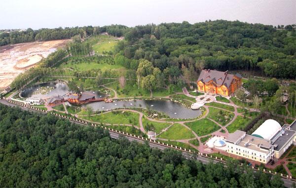 Ucraina, l’ex residenza di Yanukovich diventerà un parco