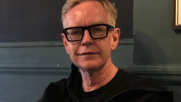 Musica, ecco le cause della morte di Andy Fletcher dei Depeche Mode: dissezione aortica