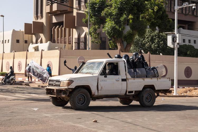 Burkina Faso: massacro nel villaggio di Seytenga, uccise oltre 100 persone