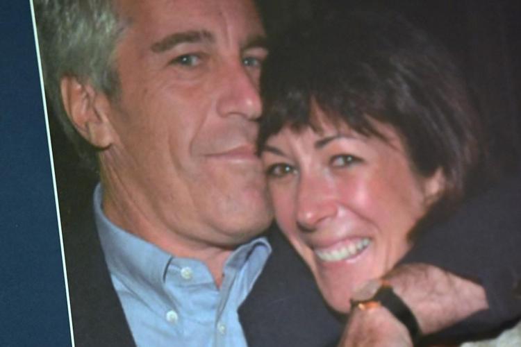 Vicenda Epstein, 20 anni di carcere per la sua complice Ghislaine Maxwell