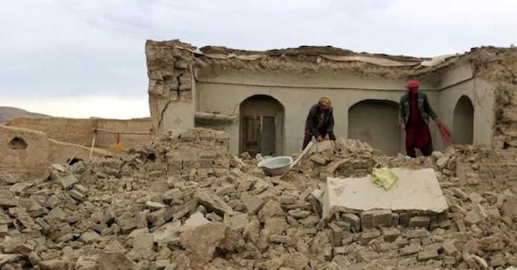 Violenza scossa sismica in Afghanistan: almeno 920 morti e 600 feriti