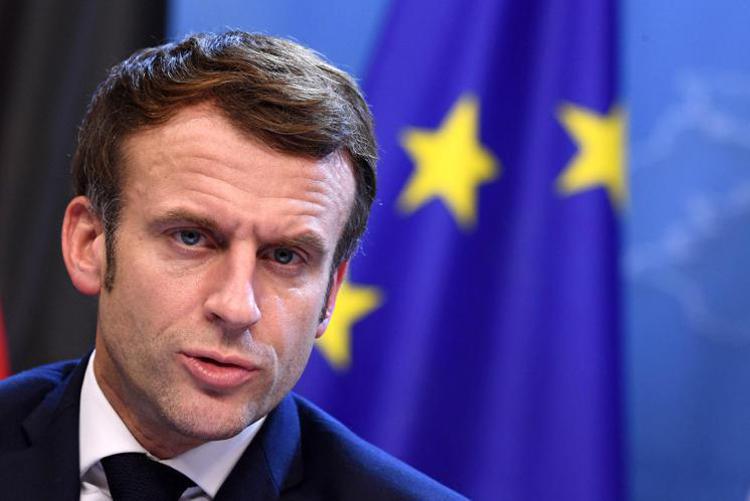 Il presidente Macron interverrà personalmente domani sul tema della contestata riforma delle pensioni