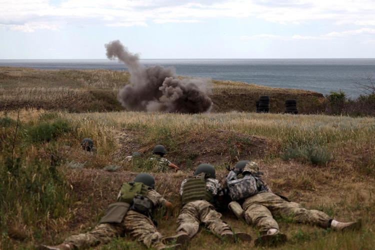 Guerra in Ucraina, attacco missilistico russo a Odessa: ferite almeno sei persone